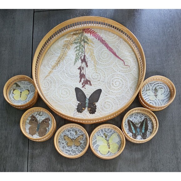 Vintage Round Bamboo Serving Tray Butterfly with Coasters Set of 7 Taiwan - Picture 2 of 12